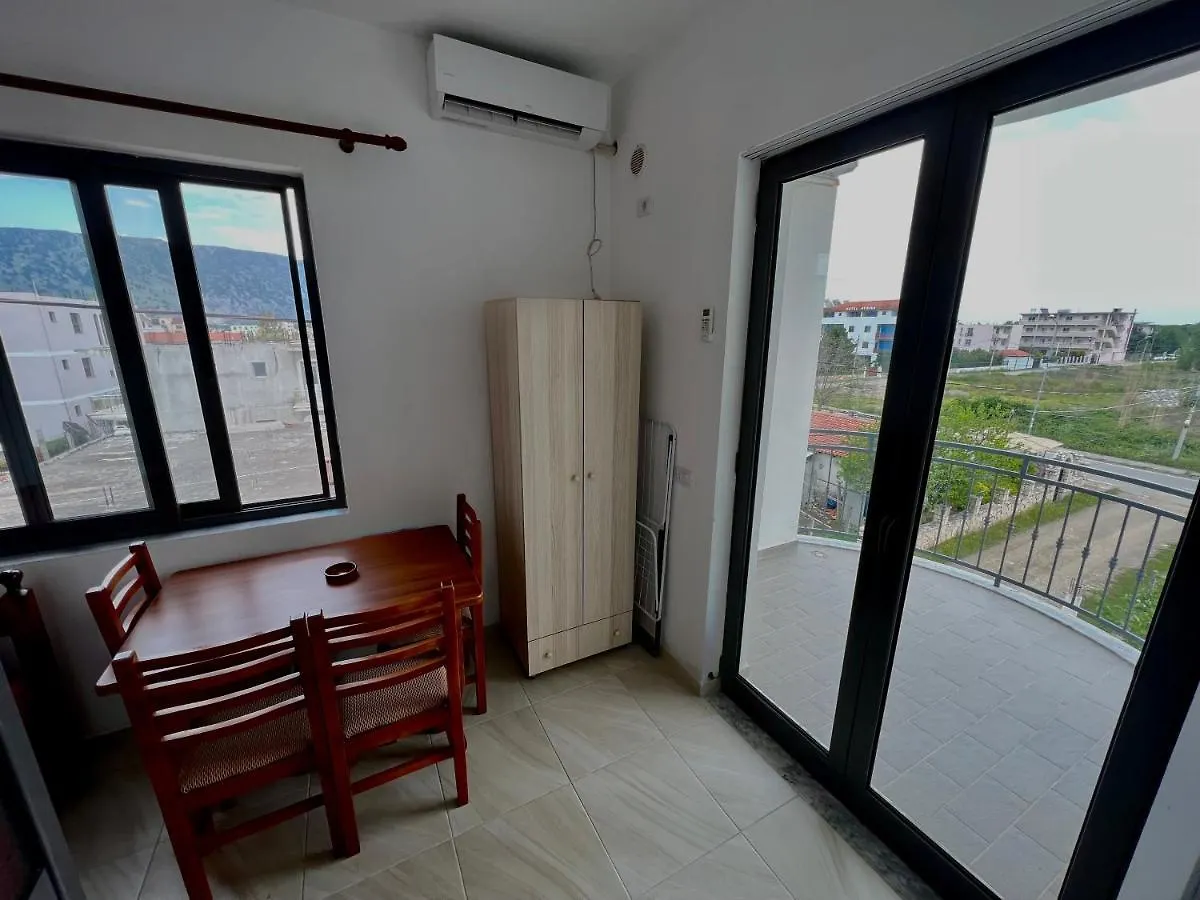 Sar Hotel, Velipojë 2*,  알바니아